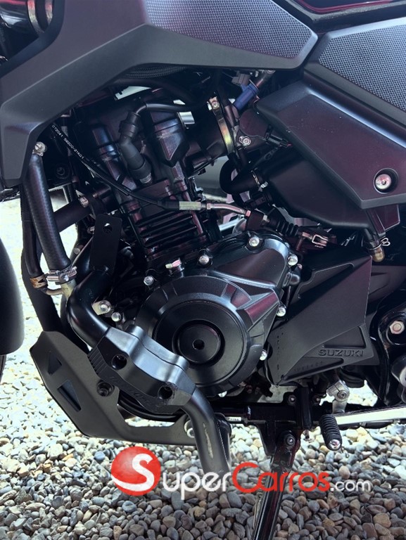 2017 Suzuki V-Strom 250 — foto 2 / 10