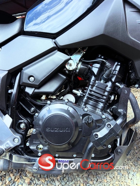 2017 Suzuki V-Strom 250 — foto 3 / 10