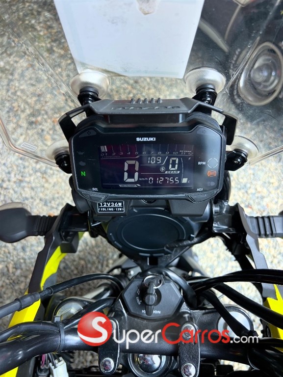 2017 Suzuki V-Strom 250 — foto 4 / 10