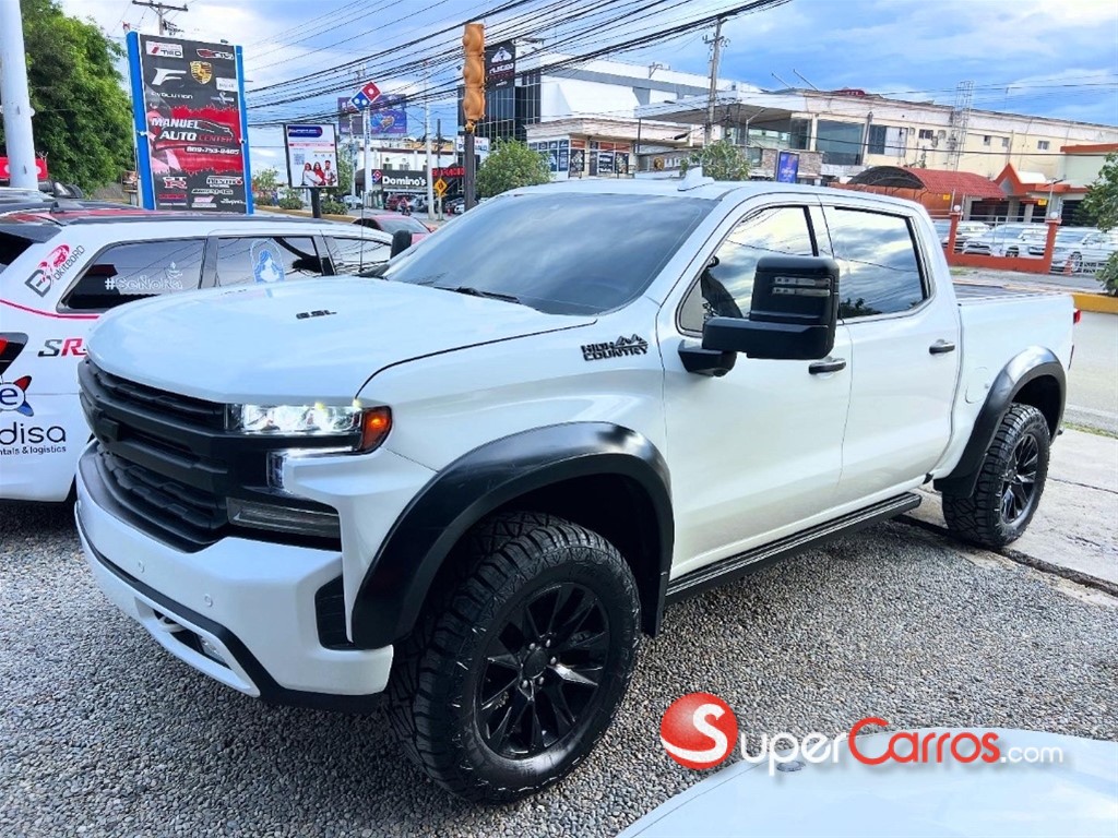 2021 Chevrolet Silverado High Country