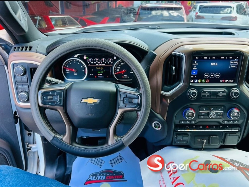 2021 Chevrolet Silverado High Country — foto 2 / 10