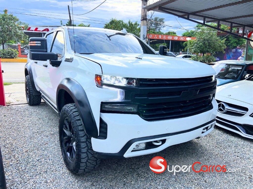 2021 Chevrolet Silverado High Country — foto 7 / 10
