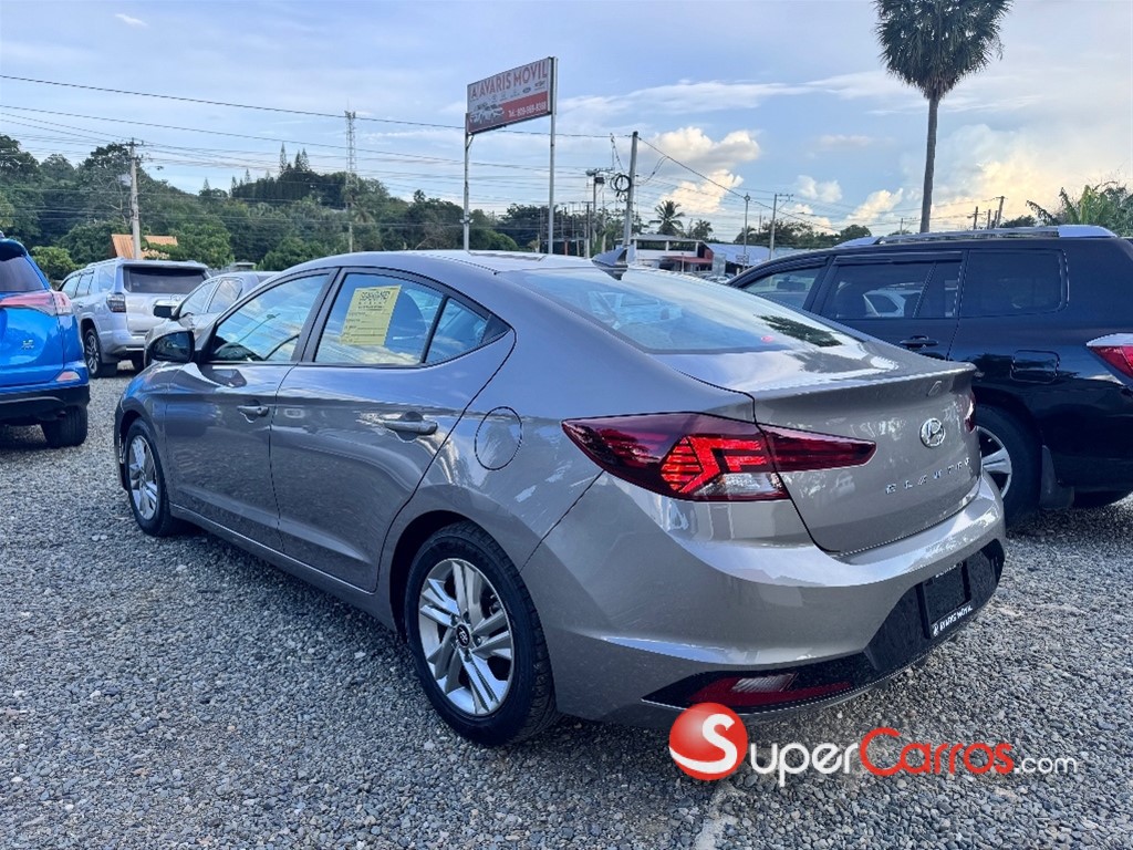 2020 Hyundai Elantra SEL — foto 4 / 9
