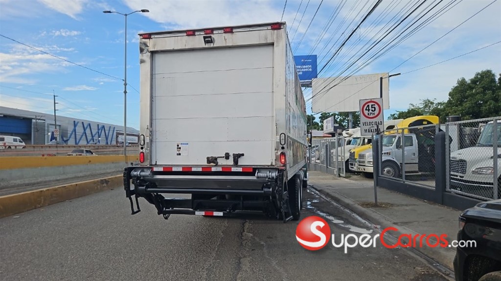 2015 Freightliner M2 Refrigerado — foto 4 / 11