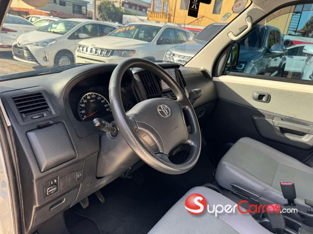 2017 Toyota Town-Ace — foto 11 / 11