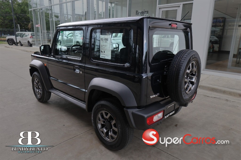 2027 Suzuki Jimny GLX — foto 8 / 12