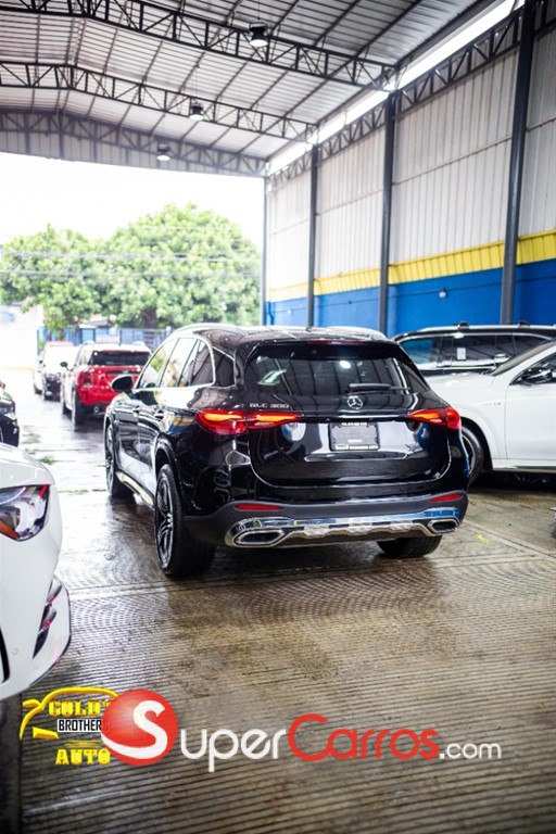 2024 Mercedes-Benz Clase GLC 300 AMG — foto 4 / 12