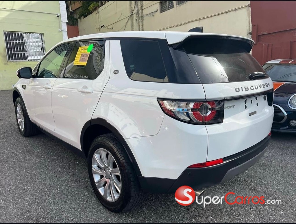 2017 Land Rover Discovery Sport HSE — foto 4 / 9