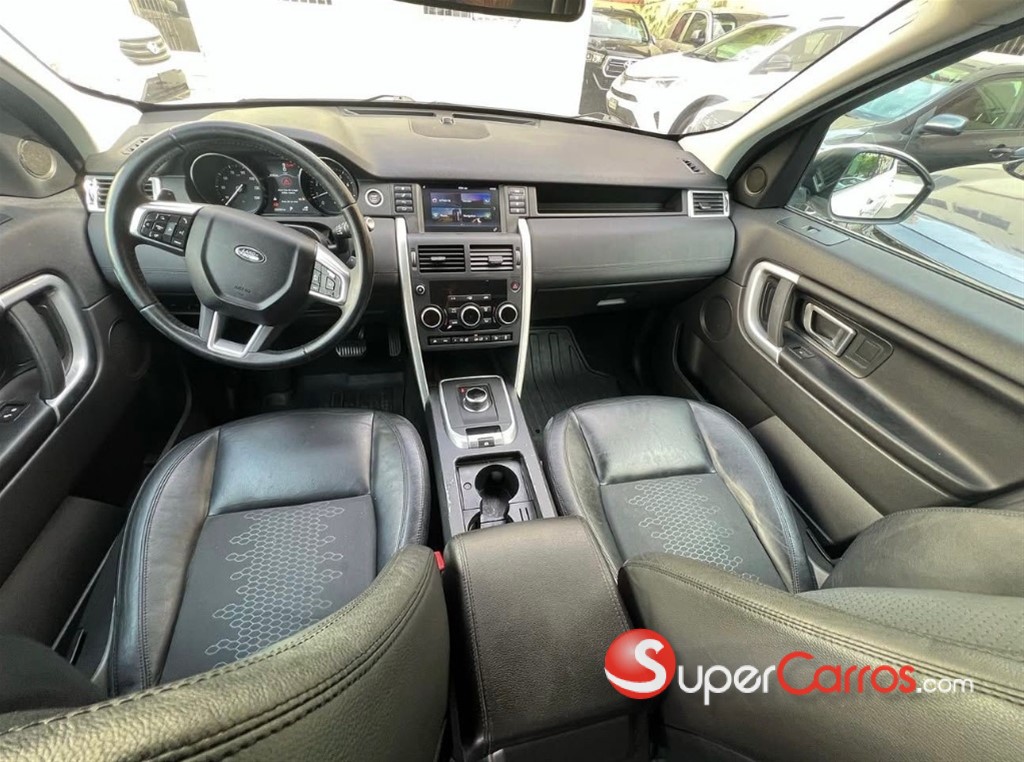 2017 Land Rover Discovery Sport HSE — foto 6 / 9