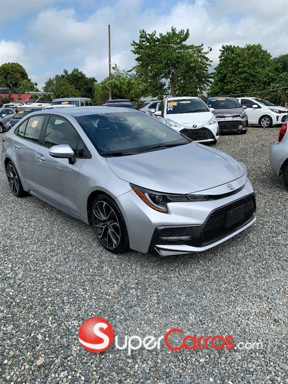 2020 Toyota Corolla SE — foto 3 / 9