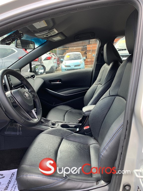 2020 Toyota Corolla SE — foto 4 / 9