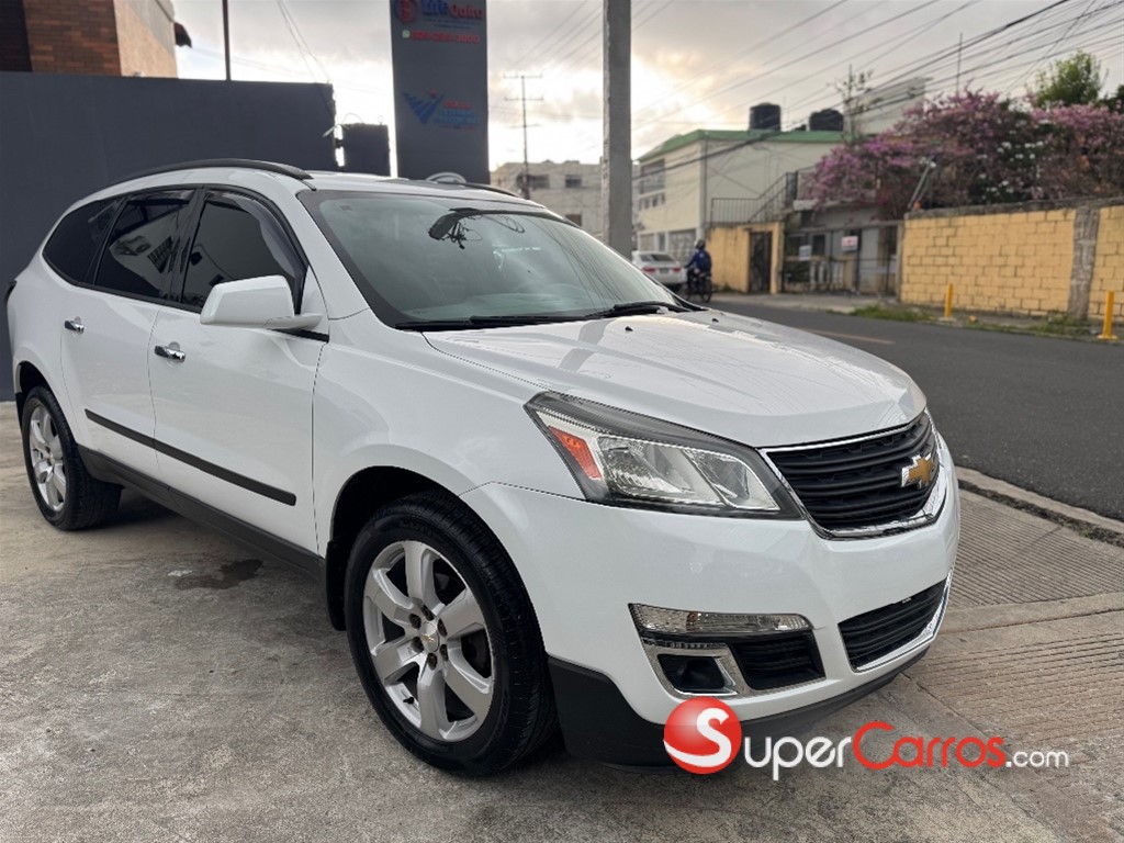 2017 Chevrolet Traverse LT — foto 3 / 12