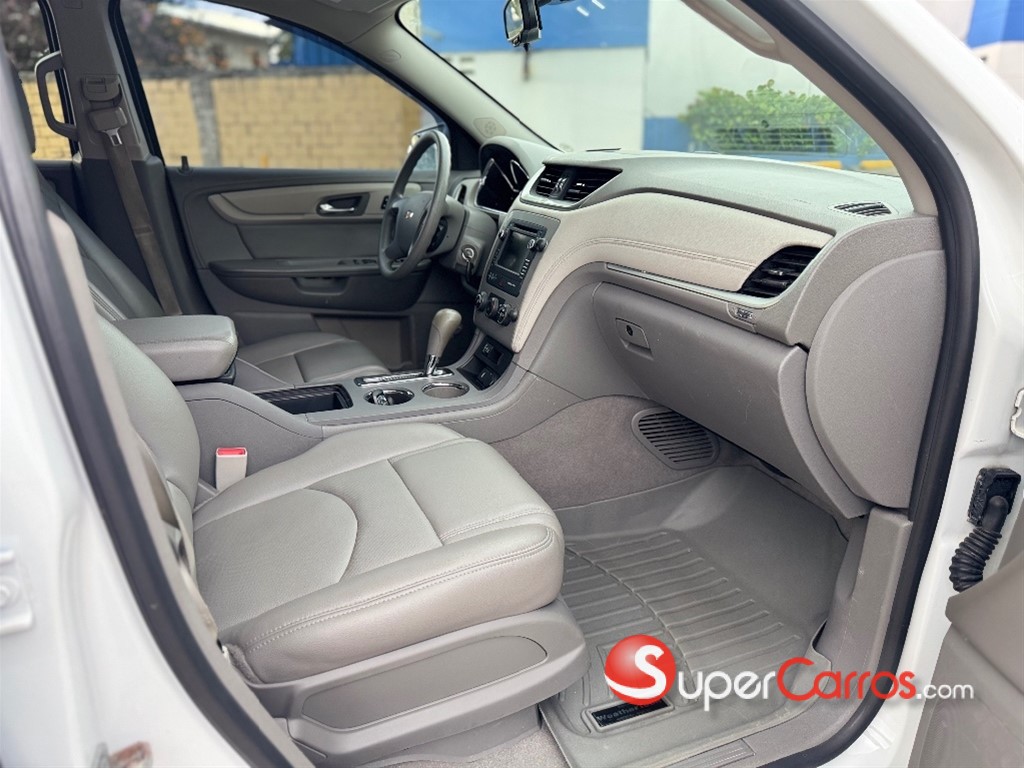 2017 Chevrolet Traverse LT — foto 11 / 12