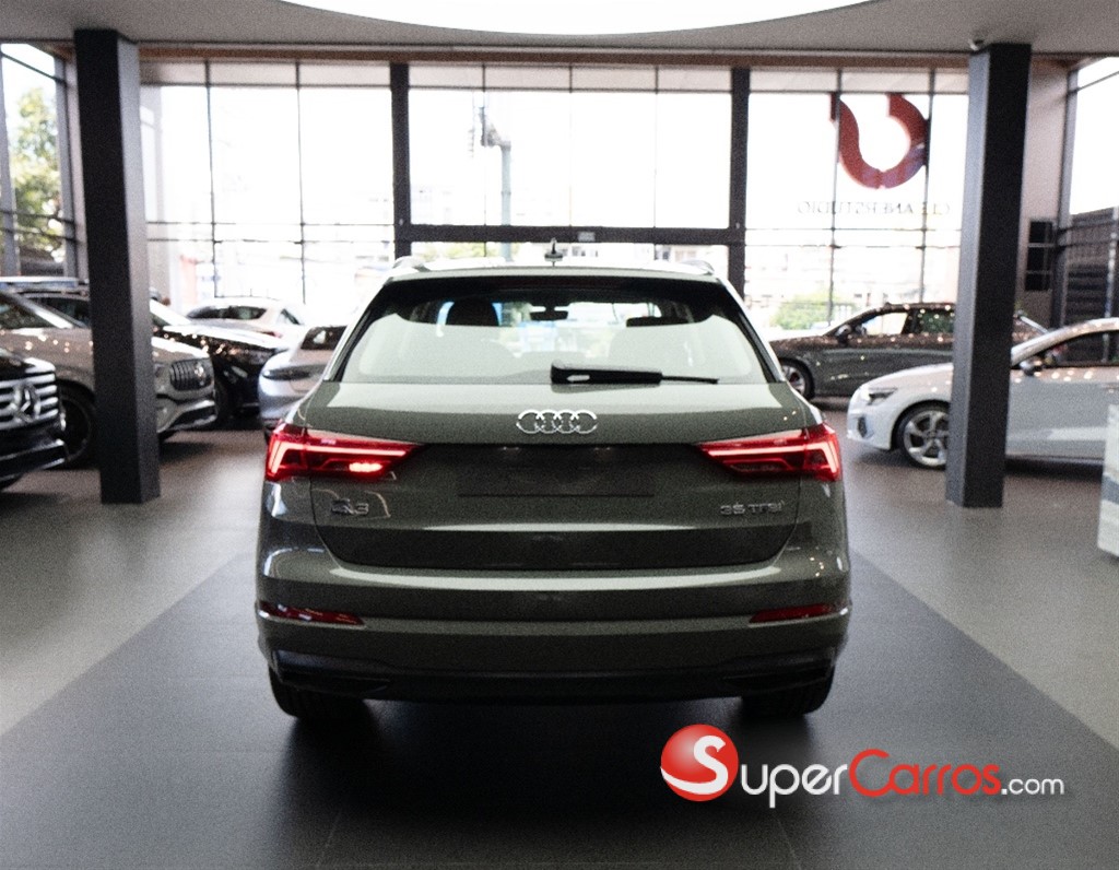2025 Audi Q3 35 TFSI Advance Plus — foto 7 / 9