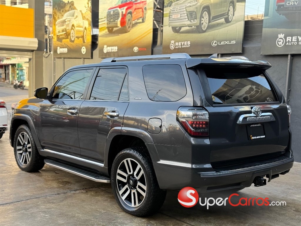 2020 Toyota 4 Runner Limited — foto 6 / 12