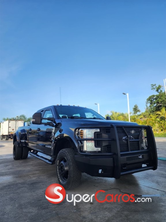 2019 Ford F 350 Super Duty — foto 2 / 12