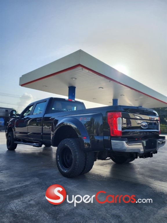 2019 Ford F 350 Super Duty — foto 4 / 12