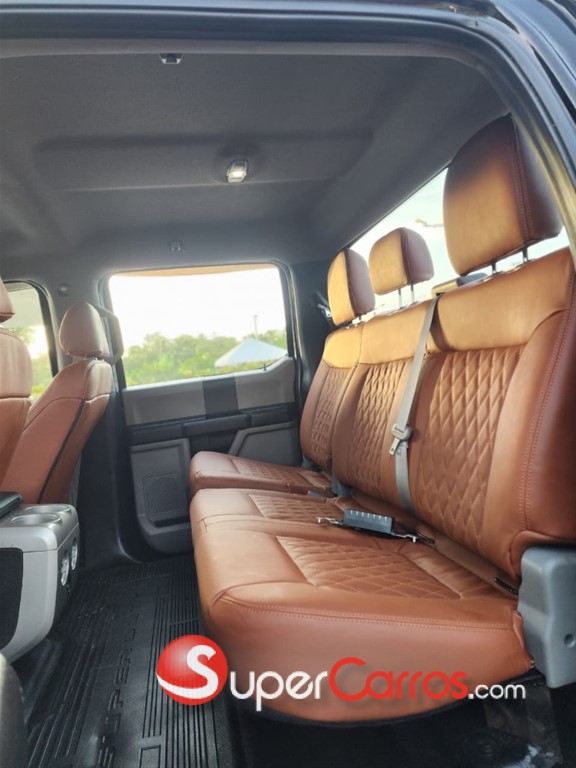 2019 Ford F 350 Super Duty — foto 12 / 12