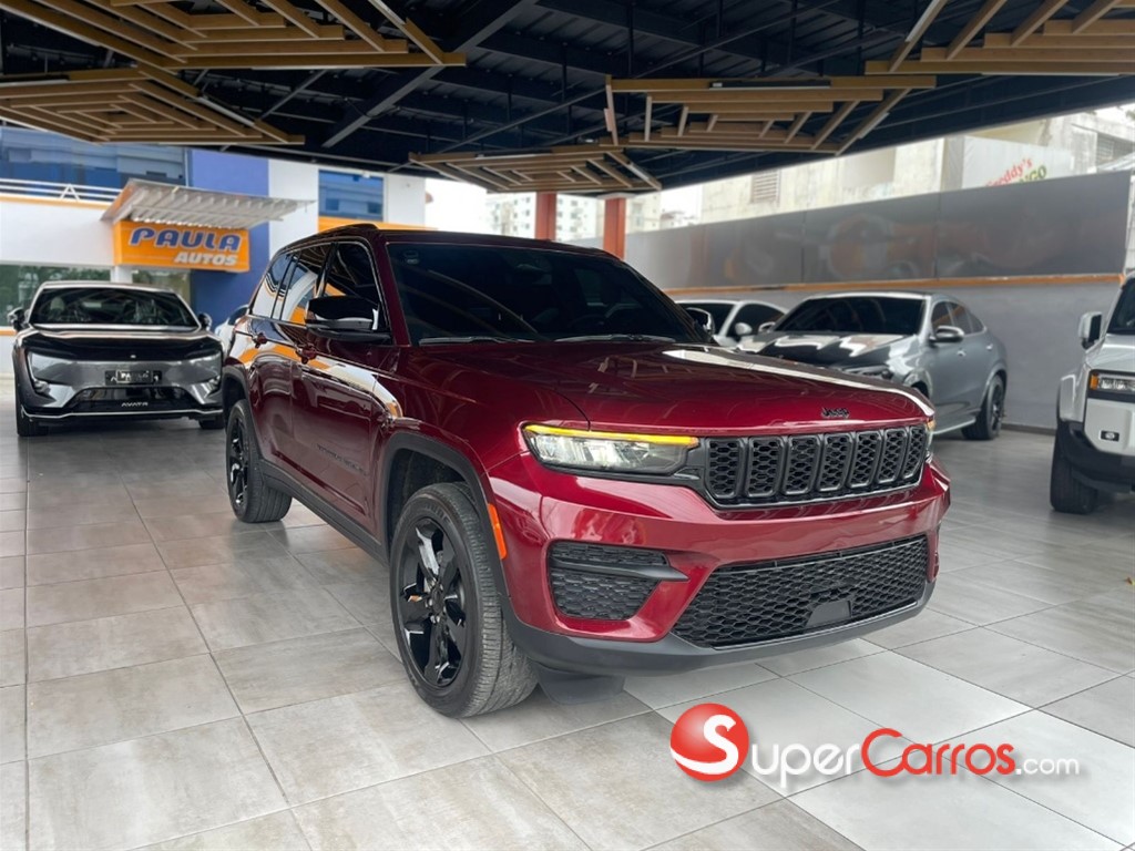 2023 Jeep Grand Cherokee Altitude