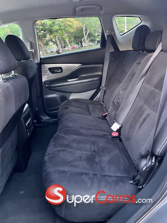 2016 Nissan Murano SE — foto 9 / 12