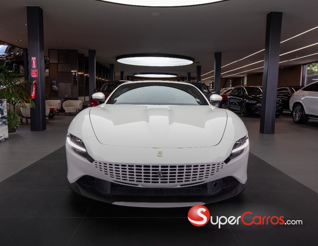 2022 Ferrari Roma — foto 4 / 9
