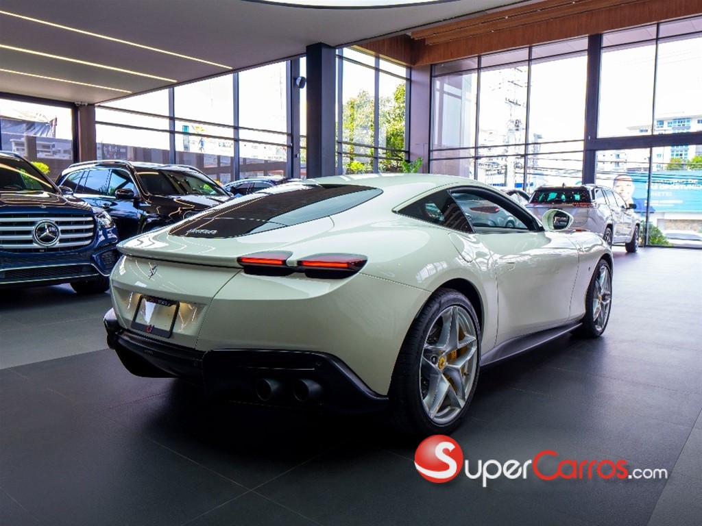 2022 Ferrari Roma — foto 5 / 9