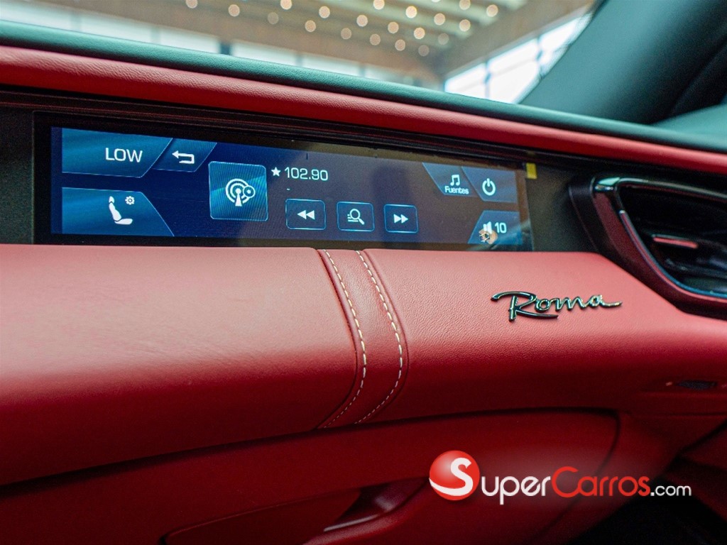 2022 Ferrari Roma — foto 7 / 9
