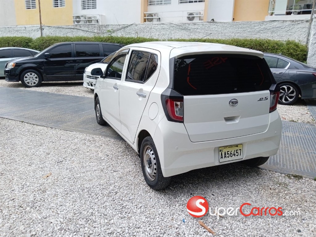 2019 Daihatsu Mira — foto 4 / 12
