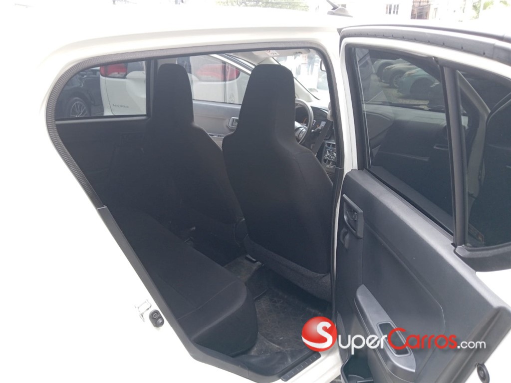 2019 Daihatsu Mira — foto 12 / 12