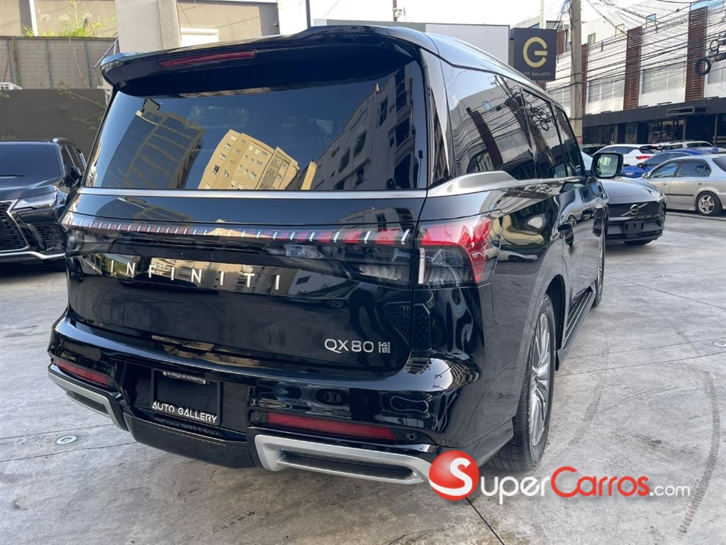2026 Infiniti QX-80 — foto 5 / 12