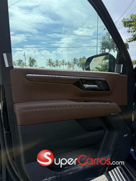 2025 Chevrolet Tahoe Highcountry Duramax — foto 4 / 10