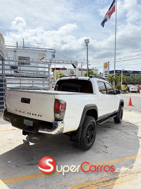 2019 Toyota Tacoma SR5 — foto 3 / 7