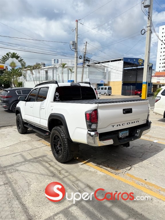 2019 Toyota Tacoma SR5 — foto 4 / 7