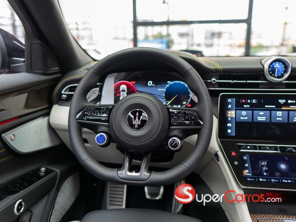 2025 Maserati Grecale Trofeo — foto 6 / 8
