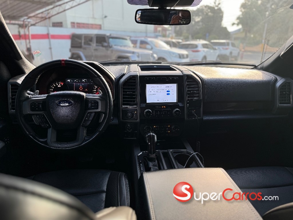 2020 Ford F 150 Raptor SVT — foto 10 / 11
