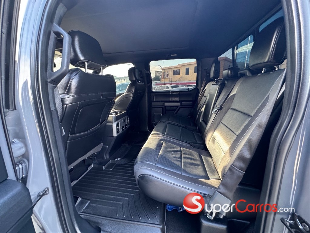 2020 Ford F 150 Raptor SVT — foto 11 / 11