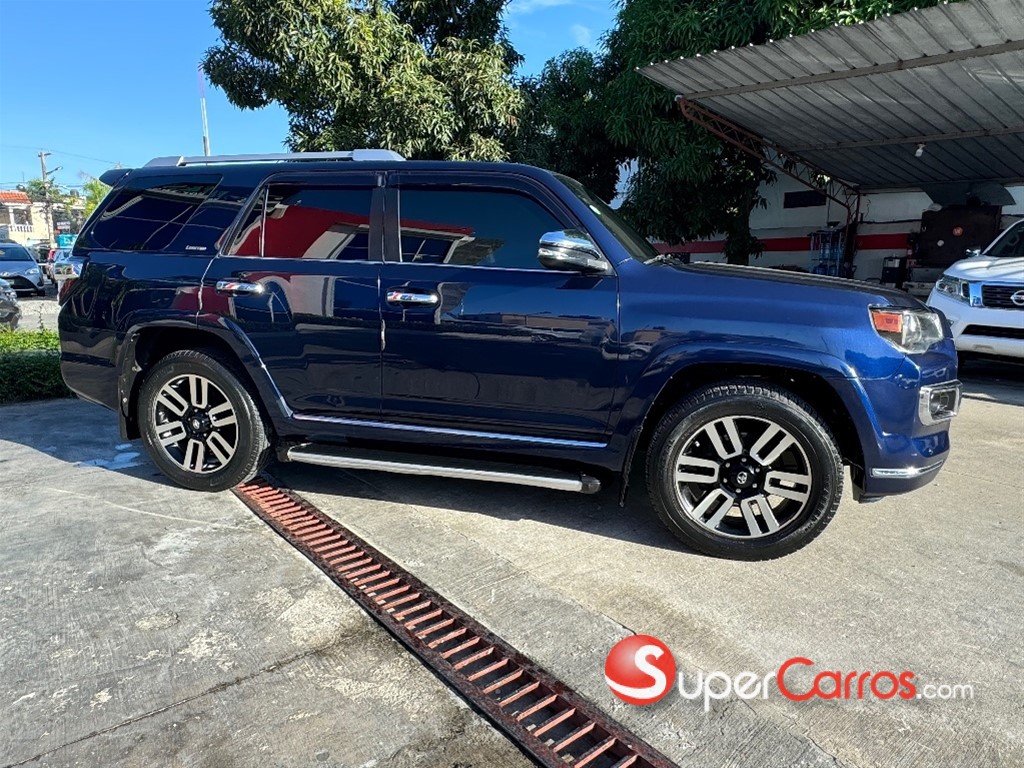 2016 Toyota 4 Runner Limited — foto 3 / 9