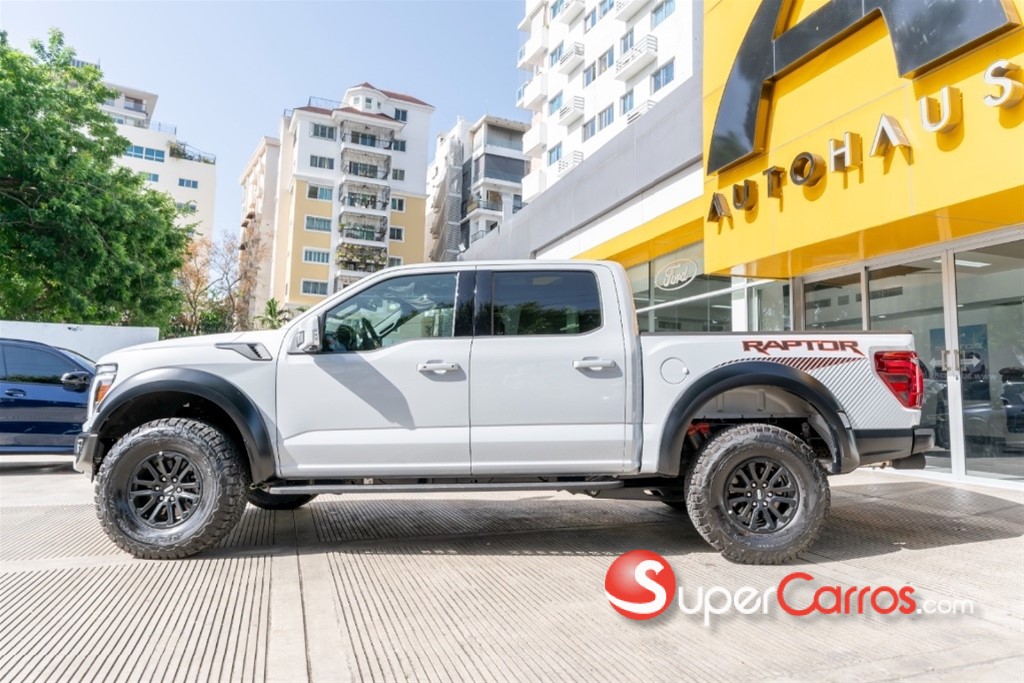 2025 Ford F 150 Raptor — foto 4 / 8