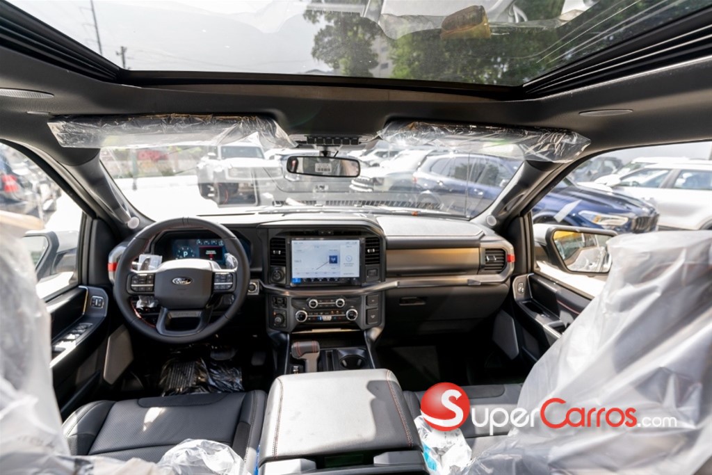 2025 Ford F 150 Raptor — foto 6 / 8