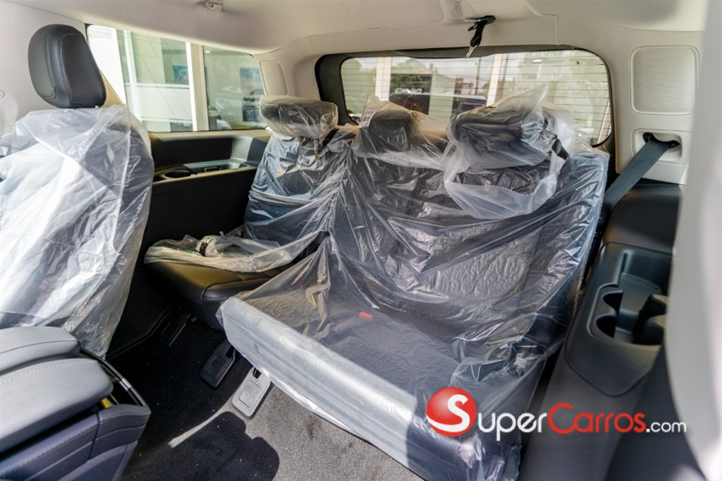 2025 Lincoln Navigator Reserve II — foto 3 / 8
