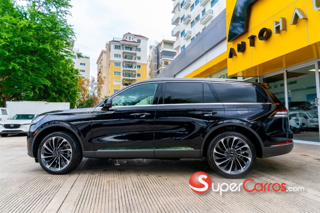 2025 Lincoln Aviator — foto 3 / 9