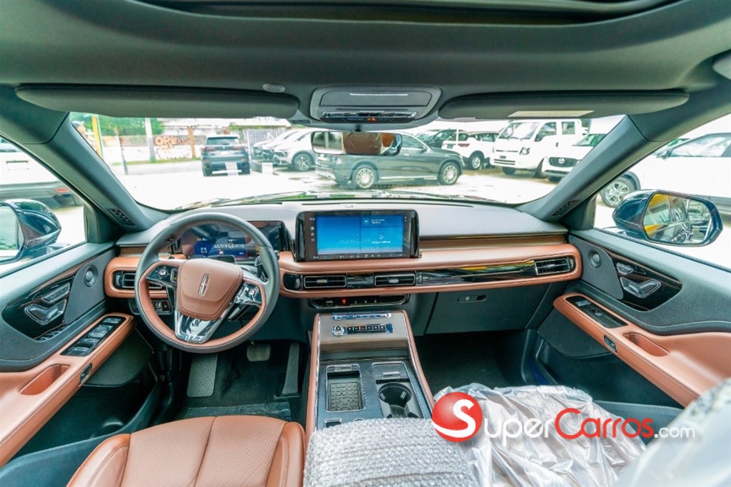 2025 Lincoln Aviator — foto 8 / 9