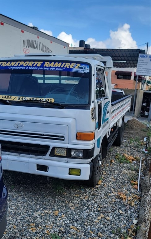 2007 Daihatsu Delta