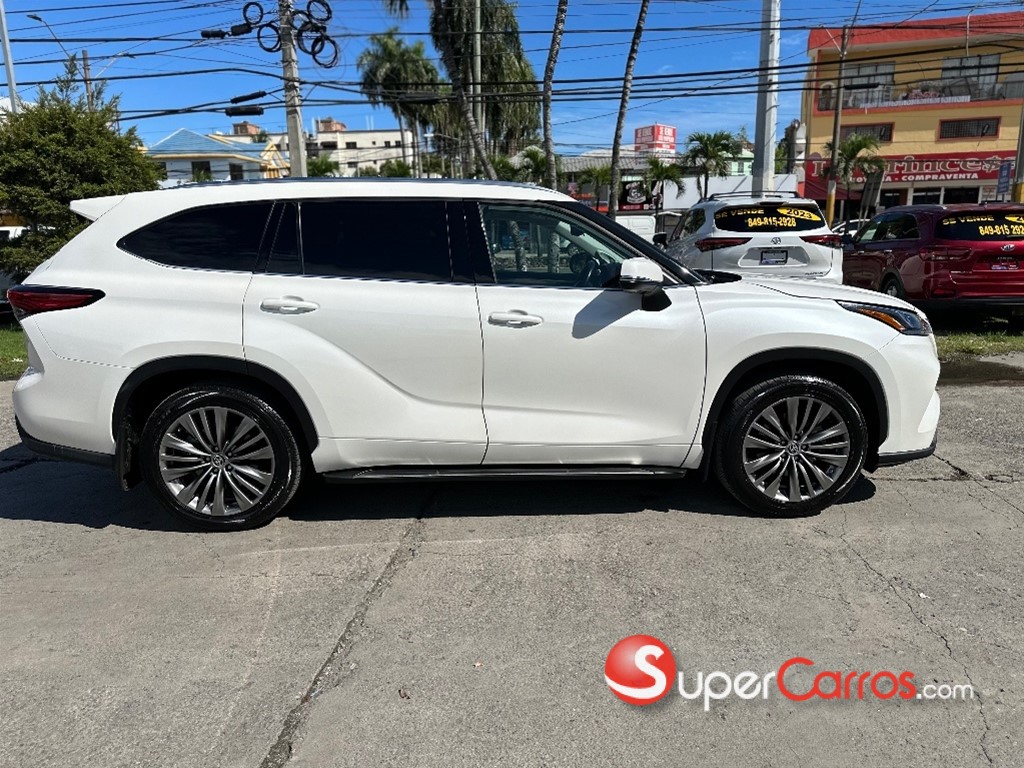 2021 Toyota Highlander Platinum — foto 2 / 12