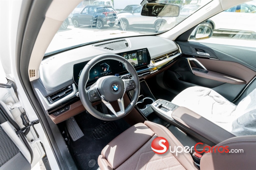 2026 BMW X 1 — foto 6 / 9