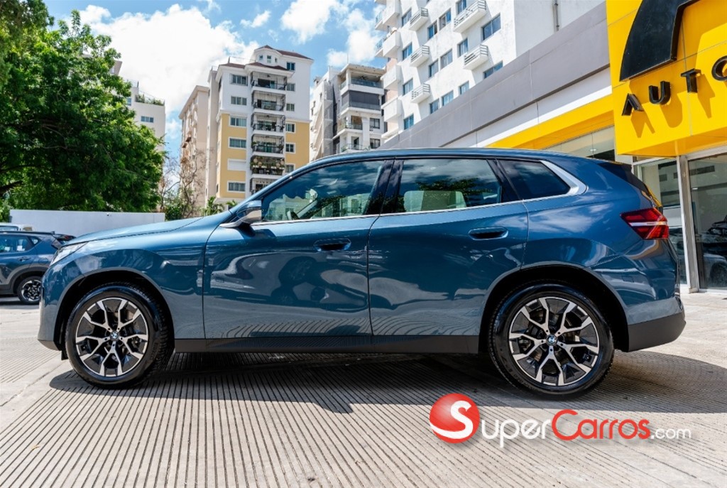 2027 BMW X 3 — foto 3 / 9