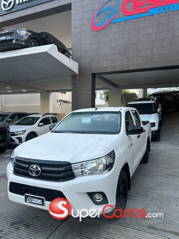 2025 Toyota Hilux — foto 4 / 11