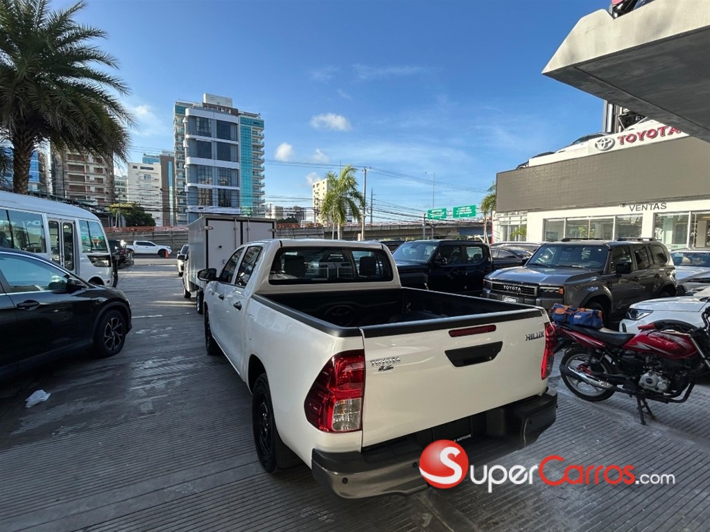 2025 Toyota Hilux — foto 10 / 11