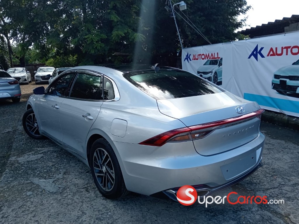 2020 Hyundai Grandeur — foto 5 / 12
