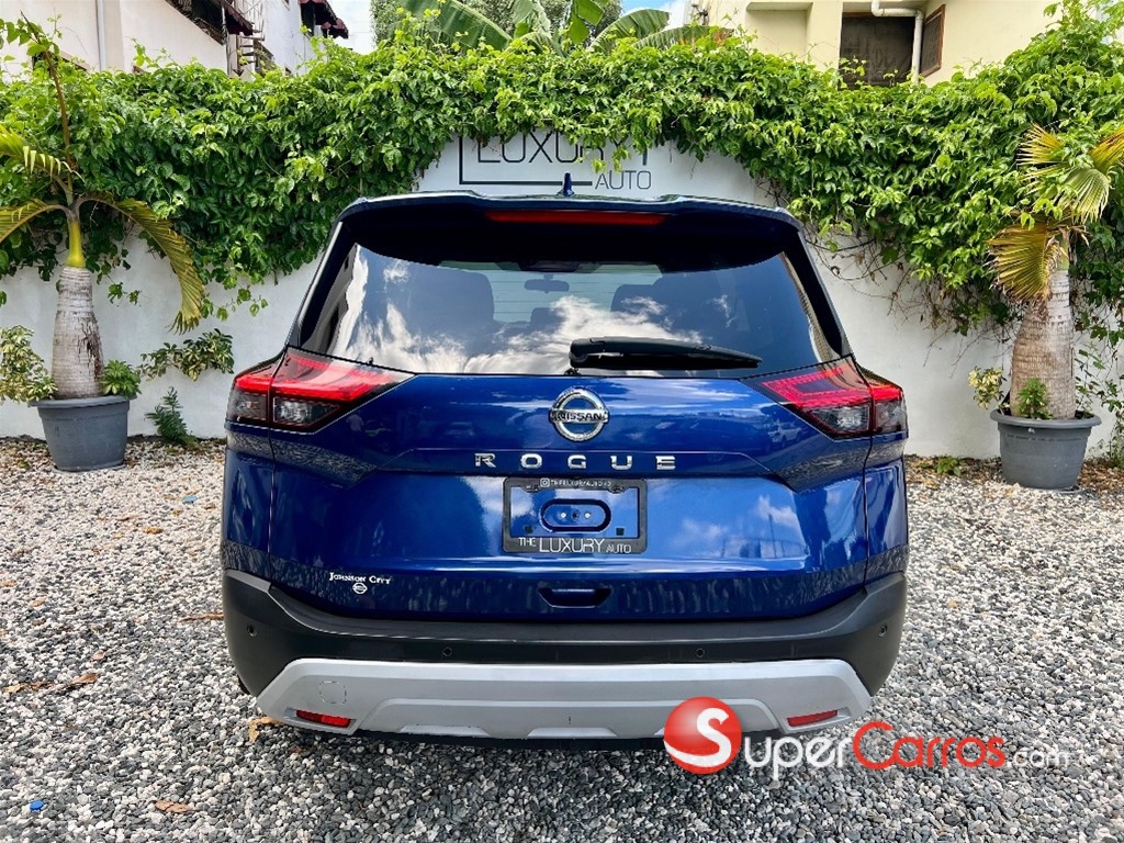 2021 Nissan Rogue SV — foto 4 / 7